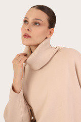 Костюм женский FF03009AB-0925-1 `Lara` бежевый