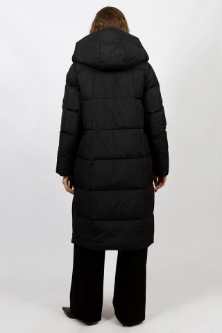 Пальто женское 3713-1123 `Ice Bear` черный