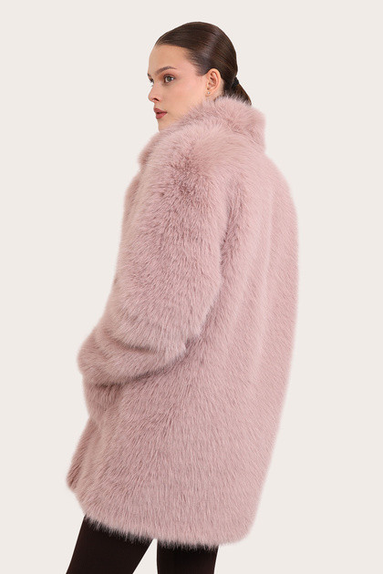 Шуба женская 12022-2-0825-2 `Zheno Art` пудровый Шуба женская 12022-2-0825-2 `Zheno Art` пудровый